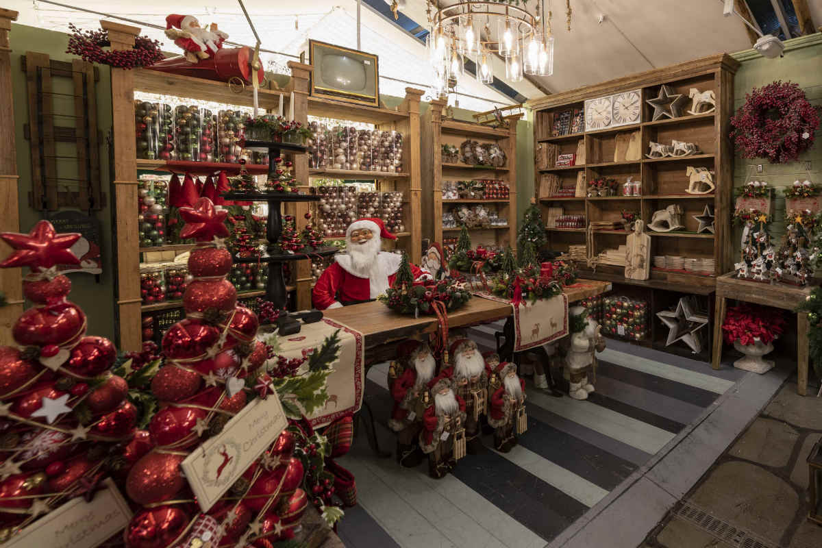 CREAZIONI IN PORCELLANA FREDDA - Il Villaggio di Natale Flover